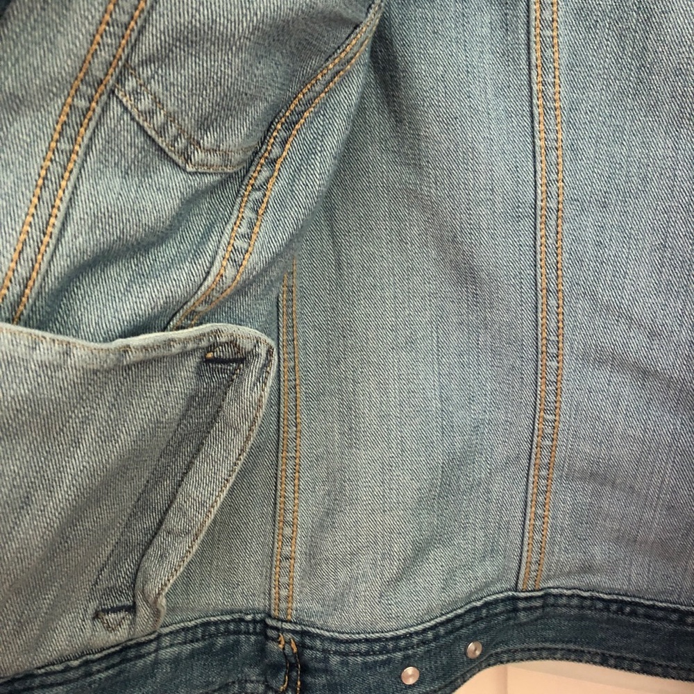 Talbots denim jacket - Picture 6 of 6